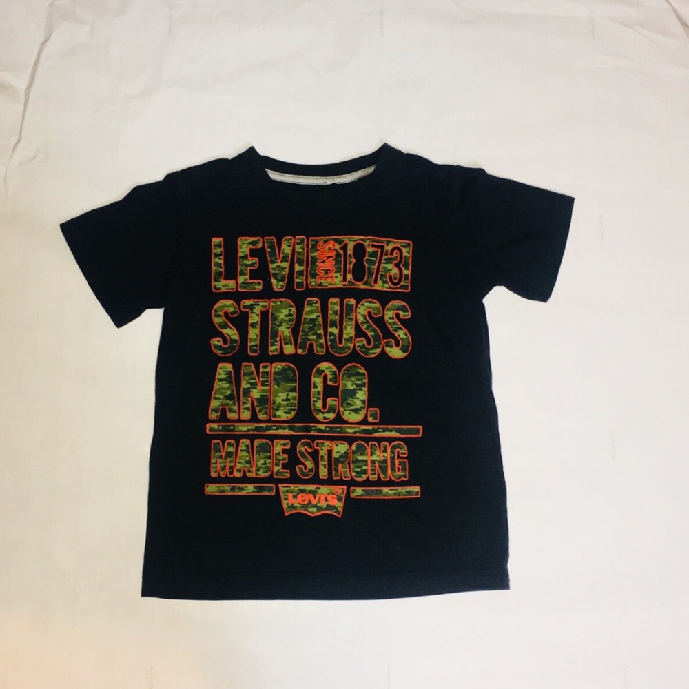 Boys Levi’s shirt